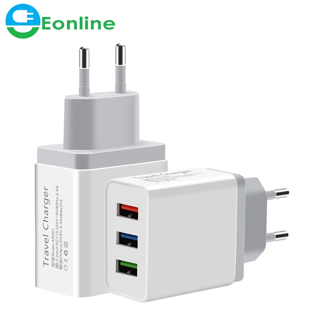 Universal 5V 2.4A 3 USB Travel Charger Adapter Wall Portable EU Plug Mobile Phone Smart ChargerためiPhone XS Max X iPad Tablet