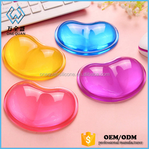 Alfombrilla <span class=keywords><strong>de</strong></span> ratón líquida única transparente en forma <span class=keywords><strong>de</strong></span> corazón flotadores reposamuñecas - Product Image 3
