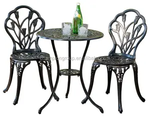 Wunderschön gestaltetes Mosaik-Bistro-Set aus Gusseisen