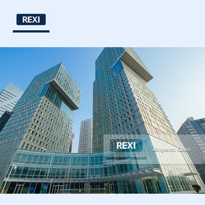 กระจกเทมเปอร์พร้อมรูปแบบเส้นโค้งแบนความหนา1มม.-19มม. สำหรับใช้ในอุตสาหกรรมอาคารสำนักงานและอพาร์ตเมนต์ - Product Image 5