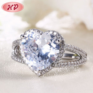 Anillo de compromiso de diamante de ajuste de diente radiante de joyería de oro blanco de moda - Product Image 3