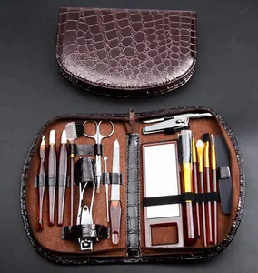Kit Pedikur Manikur Perawatan Pria, Peralatan Hadiah Gunting Kuku Perjalanan 19 Buah Kulit Buaya Cokelat
