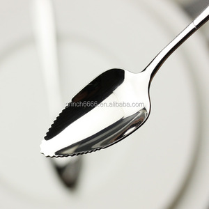 Cuillère de <span class=keywords><strong>pamplemousse</strong></span> d'acier inoxydable d'OEM, cuillères d'acier inoxydable de long manche de 17CM - Product Image 4