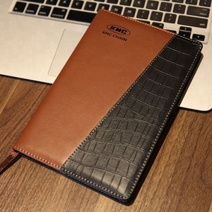 Di fabbrica Su Misura di Lusso Set Regalo Logo Inciso Stampaggio A Caldo Ufficio Giornalista Notebook Diario Set Con La Penna E <span class=keywords><strong>Il</strong></span> <span class=keywords><strong>Pacchetto</strong></span> - Product Image 3