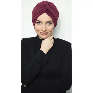 नए फैशनेबल ठोस रंग बिना तुर्की सिर पर दुपट्टा देवियों साबर हिजाब मोती