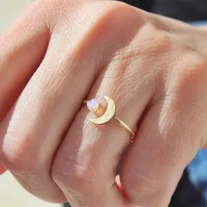 Cincin Batu Bulan Dapat Diubah untuk Wanita Cincin Opal Pelangi Perempuan Cincin Tipis Dapat Ditumpuk Band Pernikahan