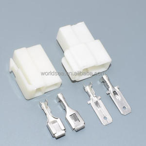 2 <span class=keywords><strong>P</strong></span> Pin Manier 6.3Mm Connectoren, Stopcontact En Stekker Voor Auto En Motorfiets - Product Image 2