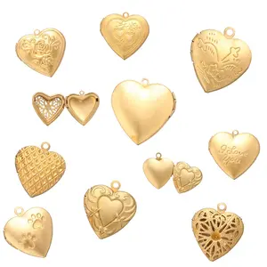 Factory directly sales Pendant Locket Embossed Cute Heart Women Men's Brass Photo Lockets 20mm necklace charm