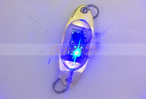 Mini LED brillante Deep Drop Underwate pesca intermitente de luz cebo atraer calamar duradero herramienta práctica - Product Image 6