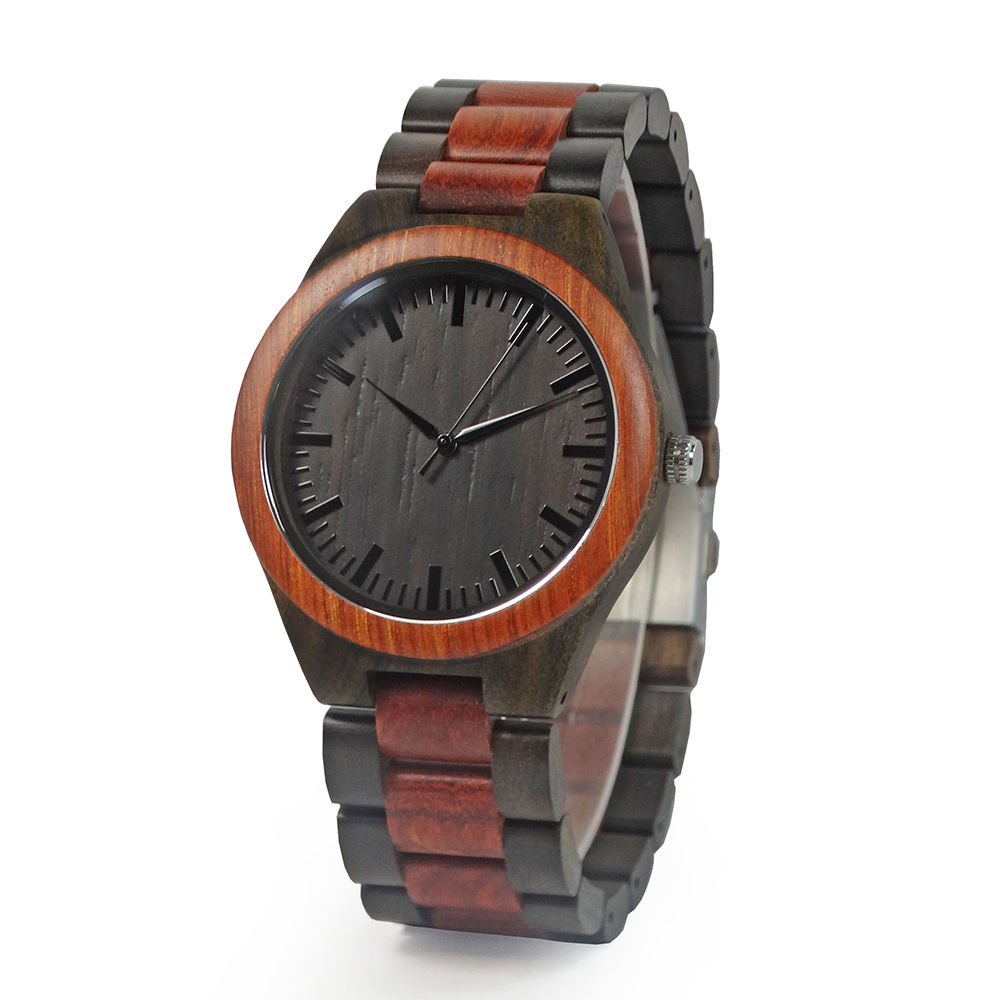 ไม้จันทน์สีแดงและสีดำ