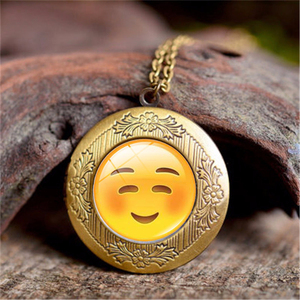 Mujeres cute emoji colgante collar vintage oro corazón ojos emoji emoticon foto Locket collar - Product Image 2