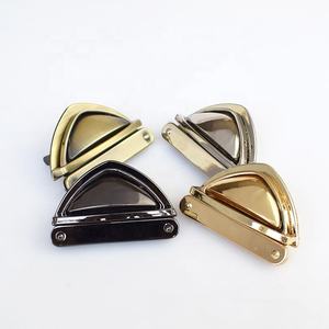 Meetee KY550 <span class=keywords><strong>borsa</strong></span> <span class=keywords><strong>a</strong></span> forma di triangolo lucchetto accessori Hardware borse <span class=keywords><strong>chiusura</strong></span> <span class=keywords><strong>chiusura</strong></span> <span class=keywords><strong>chiusura</strong></span> fibbia torsione <span class=keywords><strong>borsa</strong></span> interruttore mortasa serrature - Product Image 2