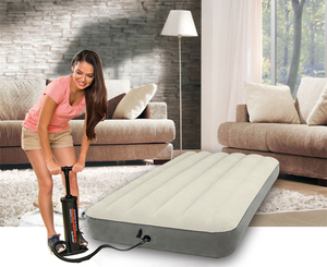 <span class=keywords><strong>Intex</strong></span> Dura-beam Standard Series <span class=keywords><strong>Deluxe</strong></span> Lit gonflable simple et haut pour l'extérieur Matelas pneumatique pour le repos Meubles de chambre à coucher Meubles de maison - Product Image 6