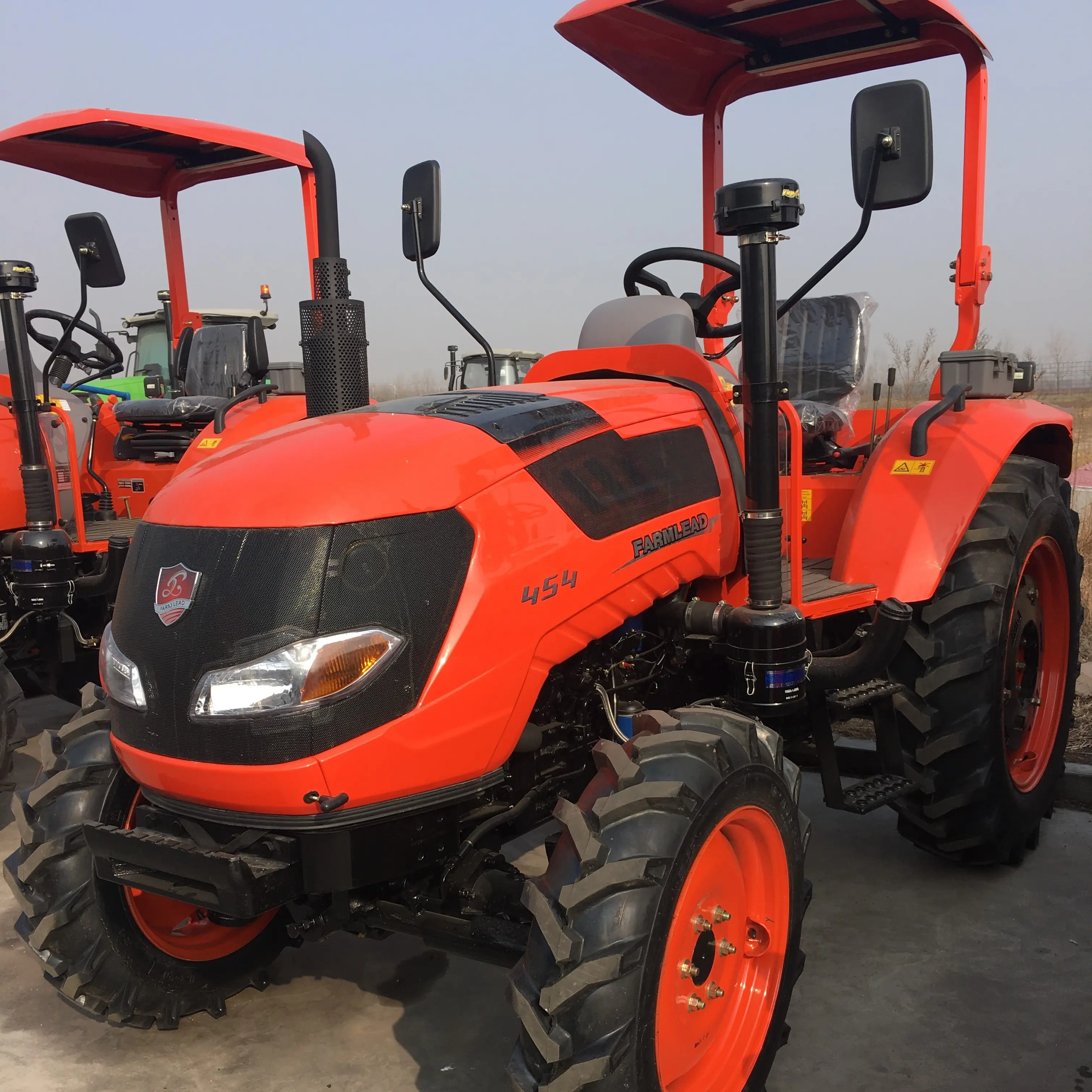 Mini Tractor agricola multifuncional, maquina de Agricultura, 55 HP 4WD