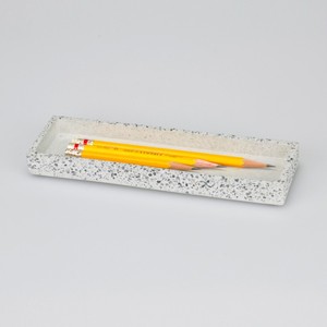 Conception pour la commodité Porte-distributeur de ruban en forme de triangle en béton - Product Image 3