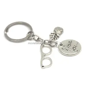 Einstellbarer silberfarbener Ananas-Schlüssel bund: Love Glasses Charm Key chain