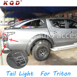 Vente chaude De Voiture chrome auto chrome et noir feu arrière couverture de voiture accessoires pour TRITON L200 - Product Image 1