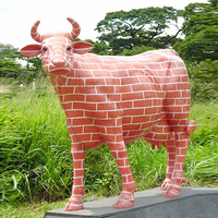 Patung Sapi Resin Ukuran Asli Warna Sesuai Pesanan untuk Dekorasi Peternakan Luar Ruangan