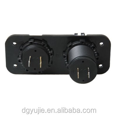 DC12V/24 V 4 Paneln con doble cargador Usb/Ditigal voltímetro y socket disyuntor barco coche