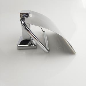 Portarrollos de papel higiénico para hotel, moderno, cromo y zinc, nuevo diseño, soporte de papel para baño montado en la pared