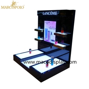 Superior Nhà Máy Truy Cập Hàng Đầu Acrylic Mỹ Phẩm Hiển Thị Đứng Với Ánh Sáng LED - Product Image 3