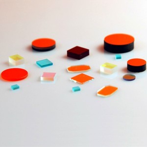 Tùy Chỉnh Hẹp 10Mm Thủy Tinh Quang Học Ban Nhạc Vượt Qua Bộ Lọc Cho Sinh Hóa Phân Tích 200-400nm Thủy Tinh Thạch Anh Lọc - Product Image 4