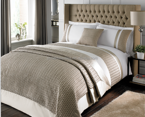 Ordinateur fleur broderie coton rayures hôtel linge de lit pour les hôtels - Product Image 3