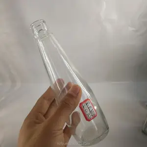 220ml 230ml yüksek beyaz ince boyun içecek cam şişe