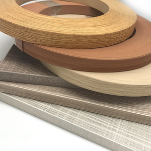 家具のキッチン保護のための<span class=keywords><strong>PVC</strong></span>エッジバンディング柔軟なプラスチックストリップ
