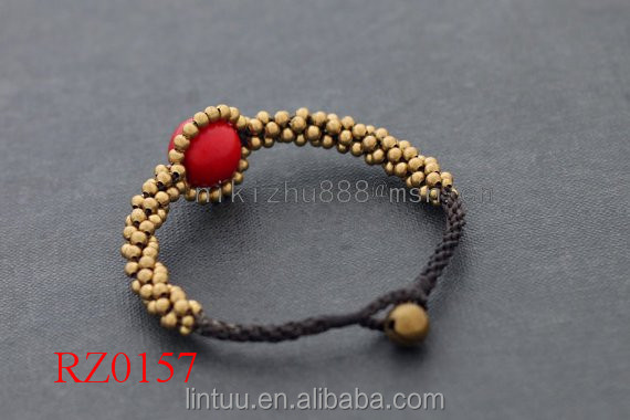 Nouveau Design Corail Rouge perle Ronde Bracelet En Laiton cloche de yoga bijoux bracelet