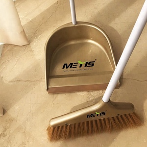 Set <span class=keywords><strong>METIS</strong></span> con Scopa a Manico Lungo e Paletta con Setole Morbide per la Pulizia dei Pavimenti - Product Image 5