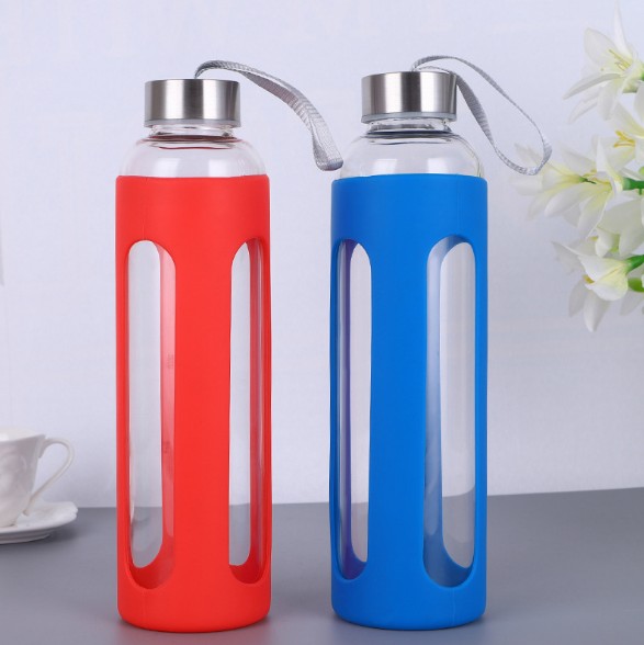 Hot Selling Promotional Water Bottle Christmas Gift Leakproof BPA Free Portable Reusable 550ML Borosilicate Glass Water Bottle