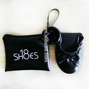 Chaussures de ballet noires et blanches, avec un <span class=keywords><strong>petit</strong></span> sac, 2016 - Product Image 2