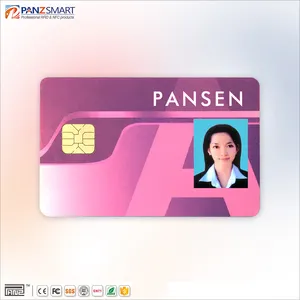 بطاقة اتصال ISO الذكية FM4428 FM24C16 singlchip بطاقة هوية ذكية بطاقة ic صورة مع رقاقة