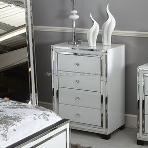 Mueble de 4 cajones de vidrio blanco <span class=keywords><strong>Madison</strong></span> - Product Image 1