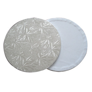 Laminage <span class=keywords><strong>personnalisé</strong></span> de haute qualité de 5mm d'épaisseur blanc mat 8 pouces 10 pouces 12 pouces planche à gâteau ronde en masonite MDF disques de base pour gâteau - Product Image 3