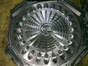 Tùy Chỉnh Cao Đánh Bóng Cao Nhựa Spoon Tiêm Khuôn Mẫu Và Ép Nhựa Phần Sản Xuất - Product Image 2