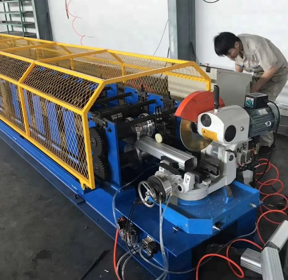 china supplier rainwater gutter pipe cold roll forming machine