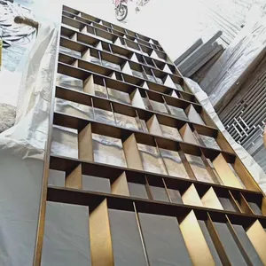 Çin Ucuz son dekorasyon Lazer kesim ferforje odası bölücü/bölme