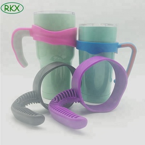 Factory wholesale 20 oz tumbler plastic handle,Plastic Vacuum Tumbler Holder Cup Handle 30oz 20oz,Custom logo plastic cup holder