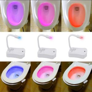 Lumière de nuit <span class=keywords><strong>LED</strong></span> à 8 couleurs <span class=keywords><strong>pour</strong></span> cuvette de <span class=keywords><strong>toilette</strong></span> WC activée par le mouvement, usine chinoise - Product Image 5