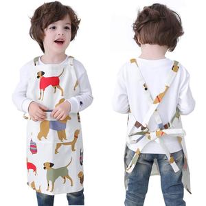 Babero <span class=keywords><strong>de</strong></span> lona <span class=keywords><strong>de</strong></span> algodón ajustable <span class=keywords><strong>para</strong></span> niños, kit <span class=keywords><strong>de</strong></span> <span class=keywords><strong>delantal</strong></span> <span class=keywords><strong>de</strong></span> barbacoa con logotipo personalizado, función lavable <span class=keywords><strong>para</strong></span> limpieza <span class=keywords><strong>de</strong></span> niños y niñas - Product Image 1