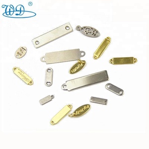 OEM carta etiquetas <span class=keywords><strong>de</strong></span> metal <span class=keywords><strong>de</strong></span> cobre estampado chapado en oro rosa promoción metal encanto <span class=keywords><strong>de</strong></span> la joyería <span class=keywords><strong>de</strong></span> la etiqueta - Product Image 5