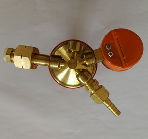 Regulador de <span class=keywords><strong>gas</strong></span> <span class=keywords><strong>lp</strong></span> de latón, para cilindro de propano, fabricante Ningbo Zhejiang - Product Image 3