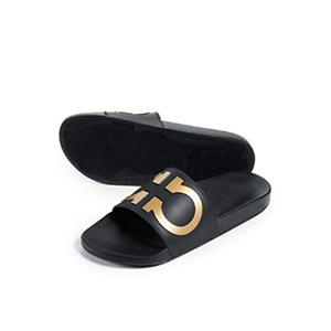 2019 China último diseño de logotipo personalizado de oro de impresión en Color de la PU de verano diapositiva de sublimación zapatilla sandalia - Product Image 4