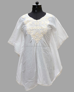 2023 Top vente blanc broderie Poncho Style indien coton tenue décontractée à la mode ethnique Adts adultes fait usage quotidien personnalisé - Product Image 1