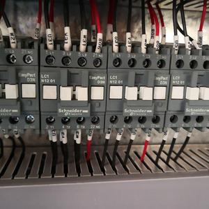 Máy tiện điều khiển số ngang ck6150 CNC fanuc với cấu trúc giường phẳng chính xác 0.001mm - Product Image 6