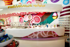 Atractivo Kiosco de Exhibición de Dulces para Centro Comercial, Mostrador de Exhibición de Chocolates en Venta - Product Image 5