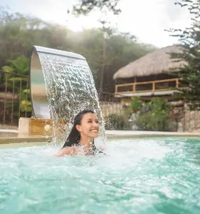 Decoración de ducha grande, chorros de fuente de agua de salto de acero inoxidable para piscina al aire libre