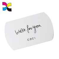 Oreiller multicolore, logo simple personnalisé avec impression de petit cadeau, boîte en papier pour emballage cadeau